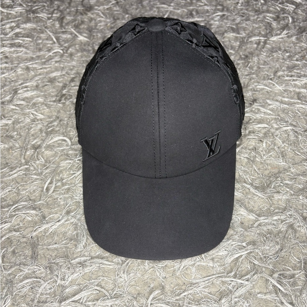 Louis Vuitton LV Black Monogram Mesh Baseball Cap